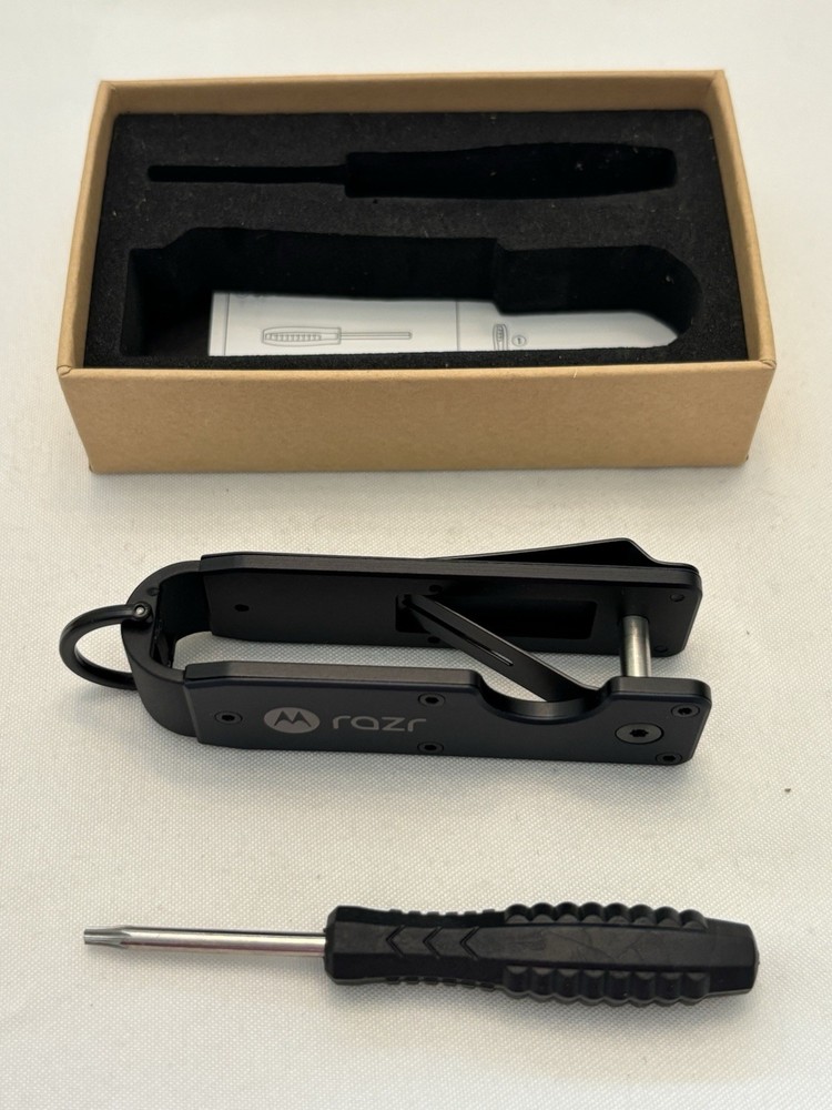 Motorola Razr Key Open Box New