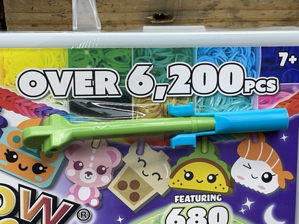 Rainbow Loom Loomi-Pals Bracelet Making MEGA Combo Set