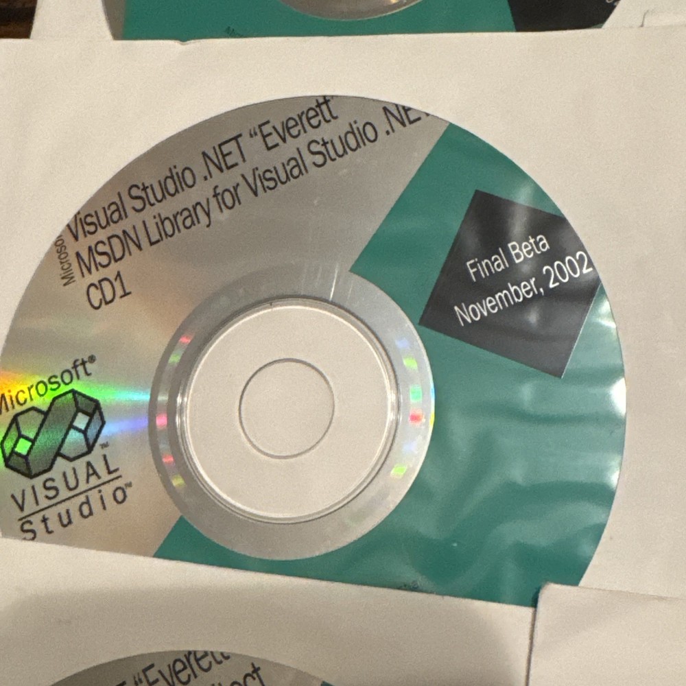 Microsoft Visual Studio.NET 2002 Professional Edition “Everett” MSDN Discs