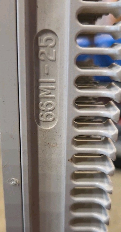 SIEMON 66M1-25 Block 2pc NEW