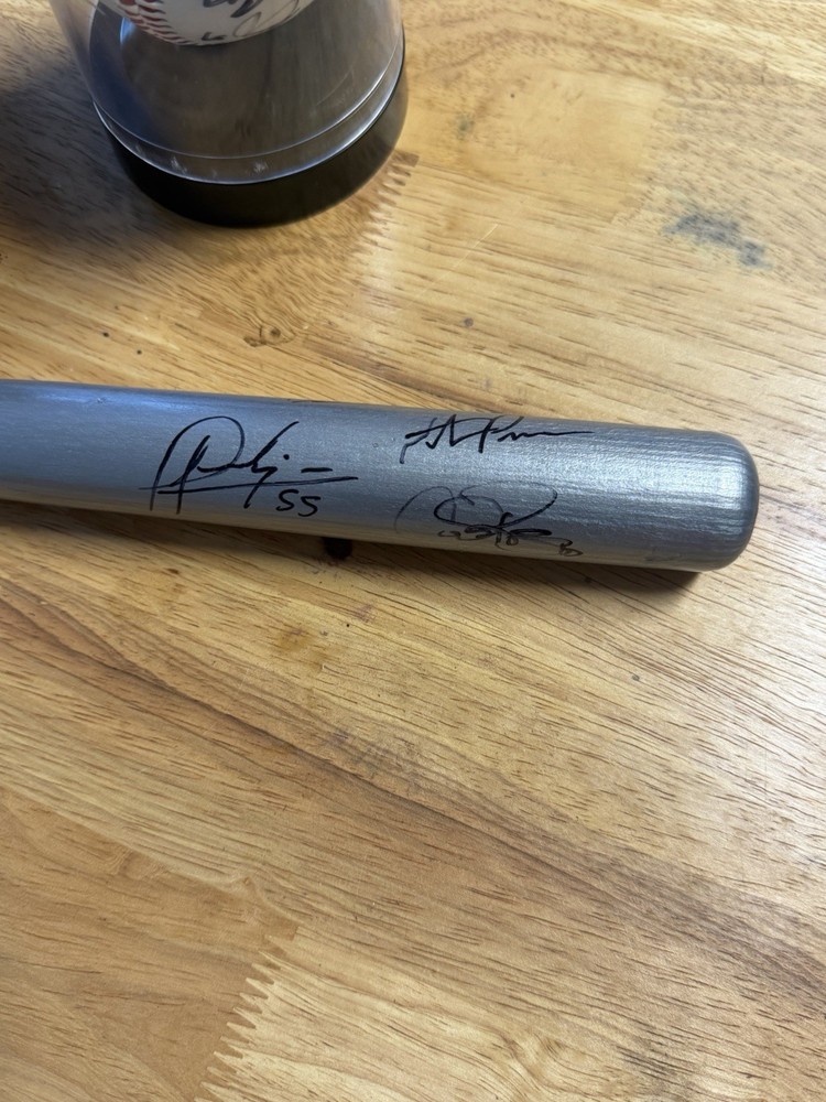 Houston Astros Signed Memorabilia