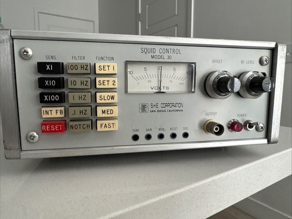 S.H.E. Corporation Squid Control Model 30