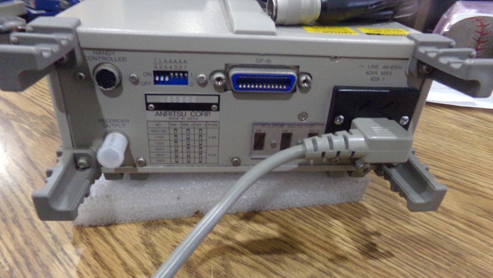Anritsu Model: ML9001A Optical Power Meter with MA9611A Optical Power Sensor