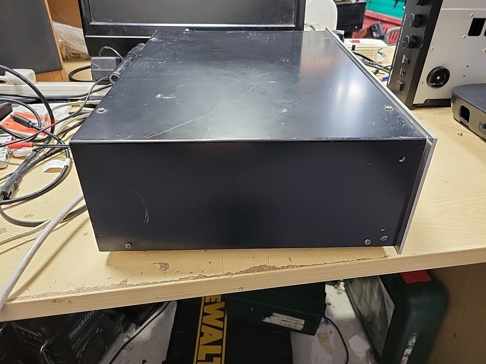 Denon TU-200 Stereo Tuner