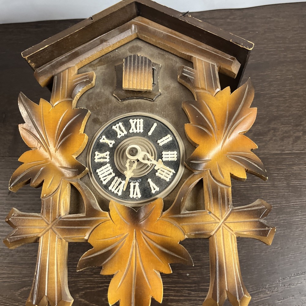 Cuckoo Clock German Black Forest Vintage