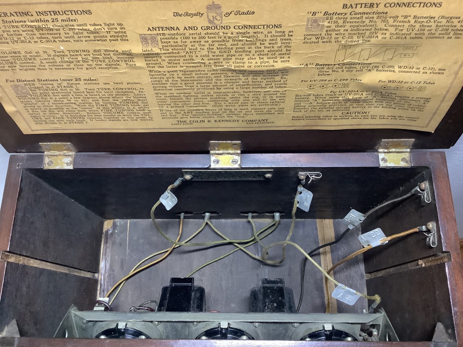 1923 Colin B. Kennedy Co. Exposed Tube Radio - St Louis & San Francisco WORKS!