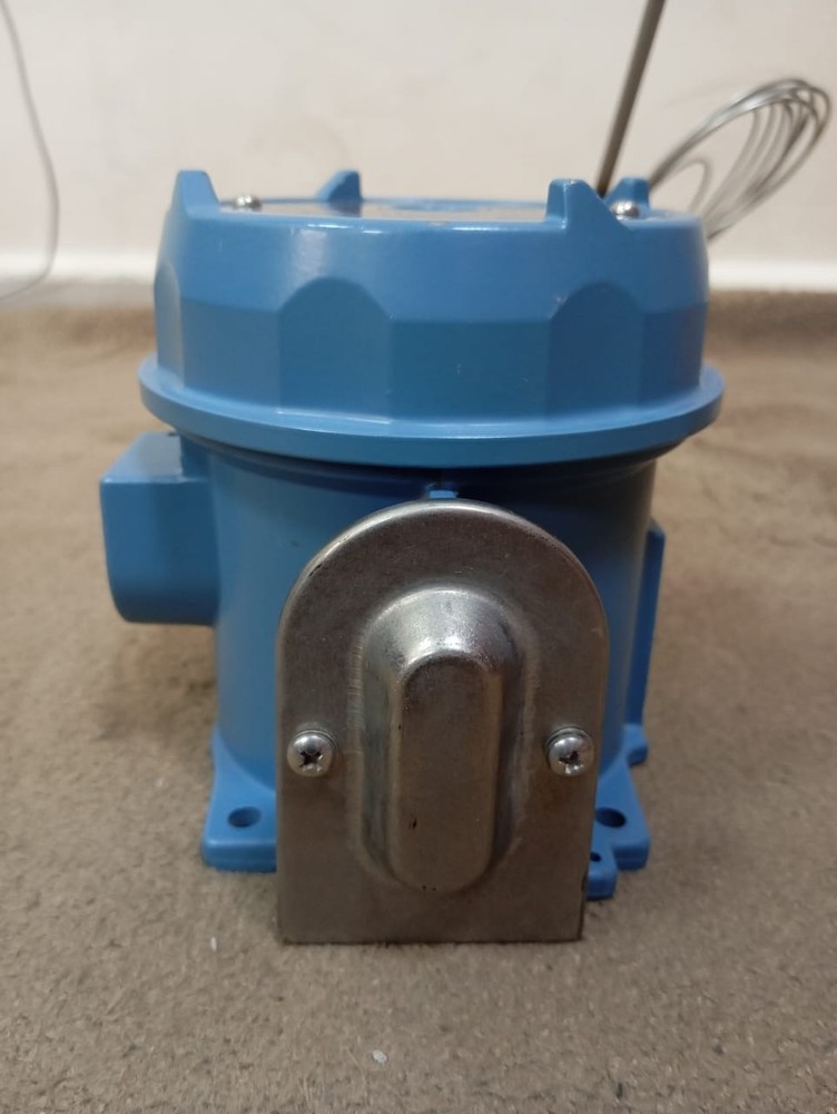 Thermon / Adjustable Control Thermostat / E7-25325