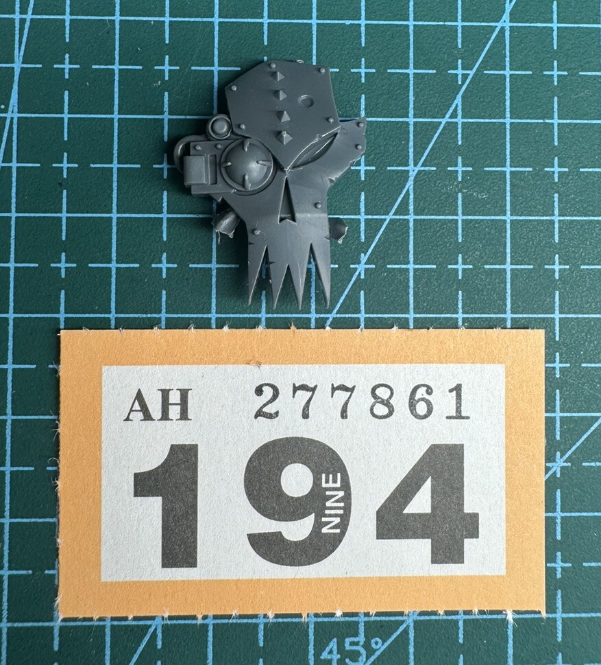 Ork Deff Dredd Armour Face Plate Vehicle Dread Loota 40K Bits Kitbash