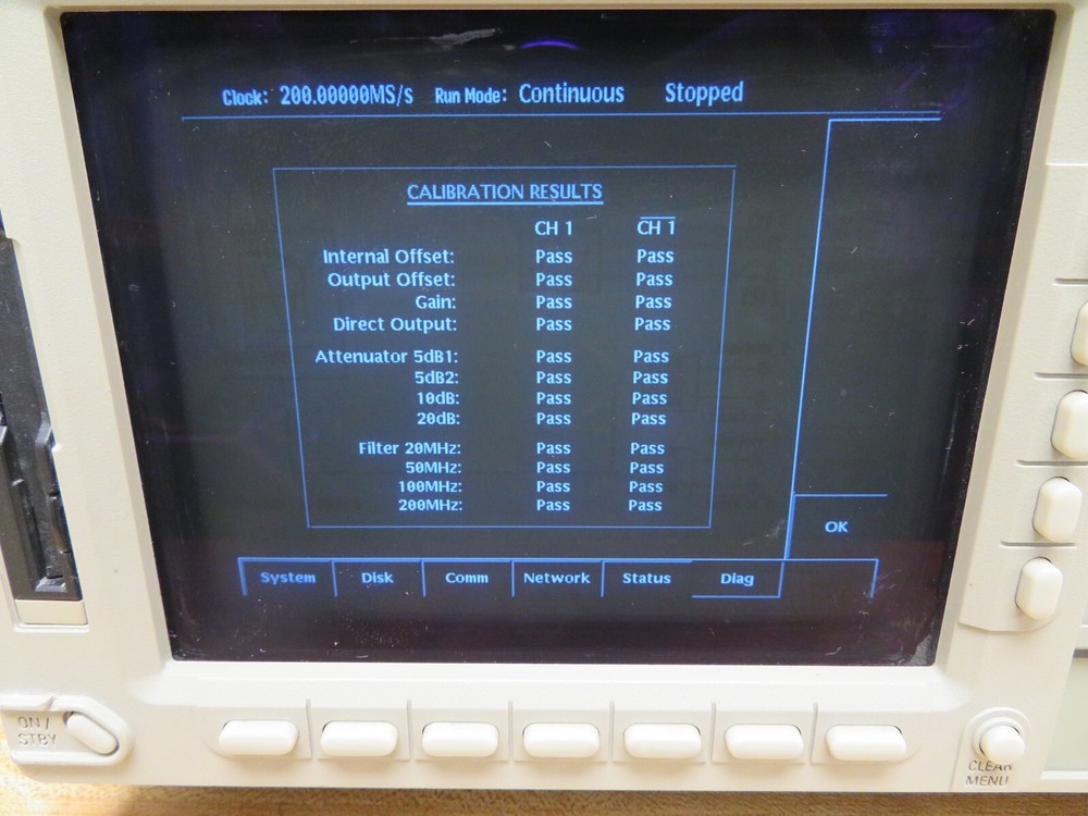 Tektronix AWG610 Arbitrary Waveform Generator PH49