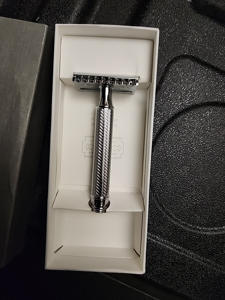 R41 Double Edge Safety Razor - by Muhle