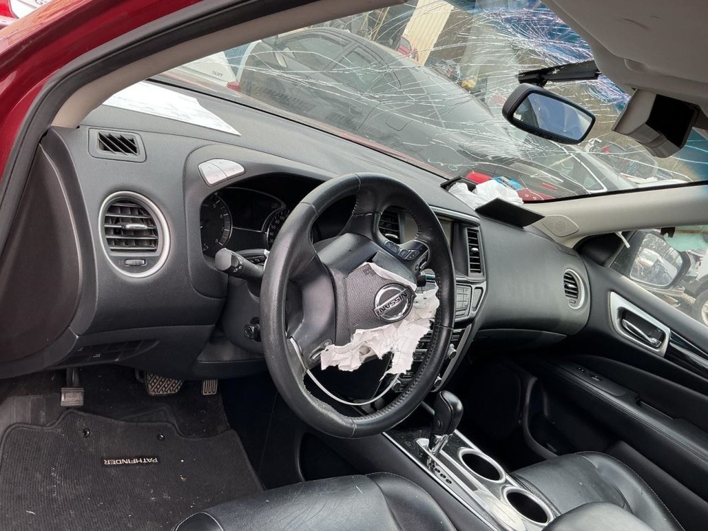 PATHFINDR 2016 Glove Box 4942318