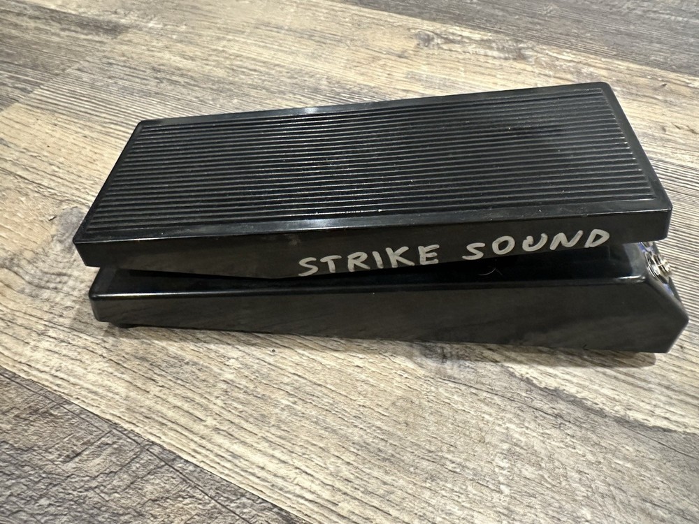 Daphon Volume Pedal For Guitar