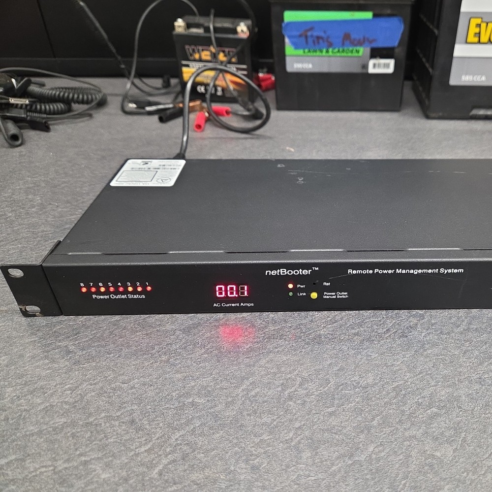Netbooter Remote Power Management System 15Amp 8 Outlets Synaccess NP0801-DU