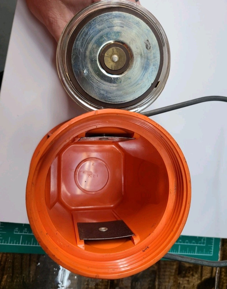 STAR HEADLIGHT & LANTERN CO. "STAR FLASHER" MODEL 215-TL WARNING LIGHT