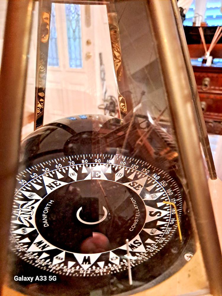 Danforth Skylight Constellation Compass Brass/ Glass 34cm High Unused
