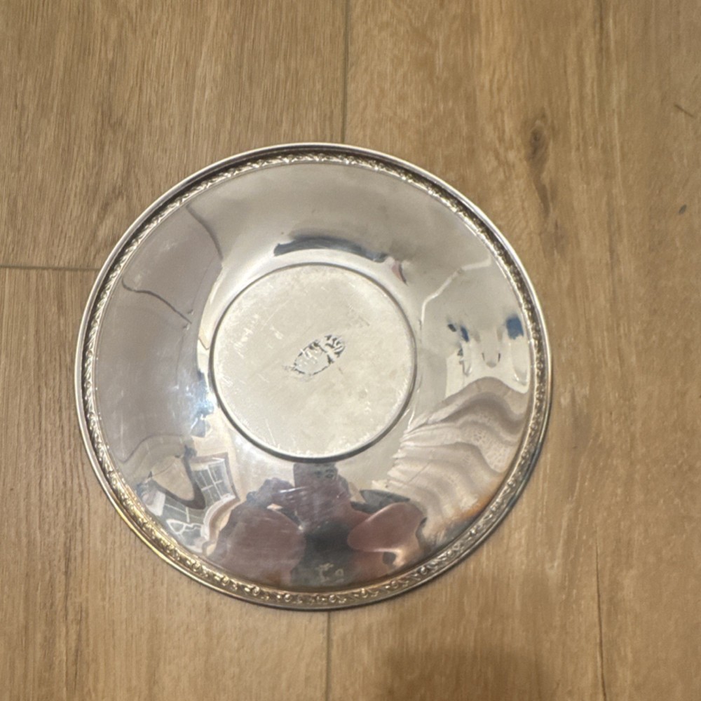 Reed & Barton Silverplate Decorative Serving Plate Model 1209 Elegant Tableware