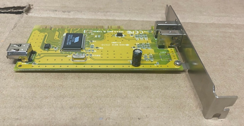 StarTech 04V0 94V-0 E119801 Interface Card
