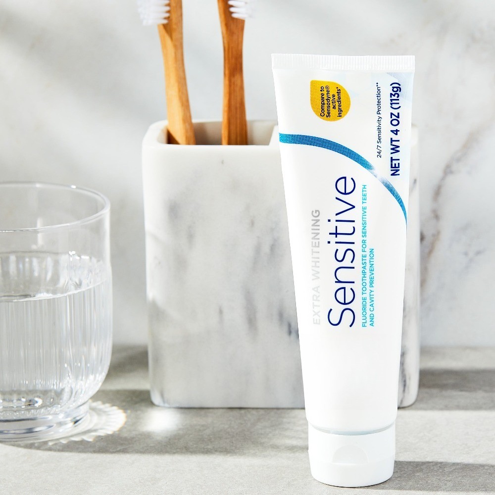 (3 pack)Advanced Extra Whitening Sensitive Toothpaste, 4 oz