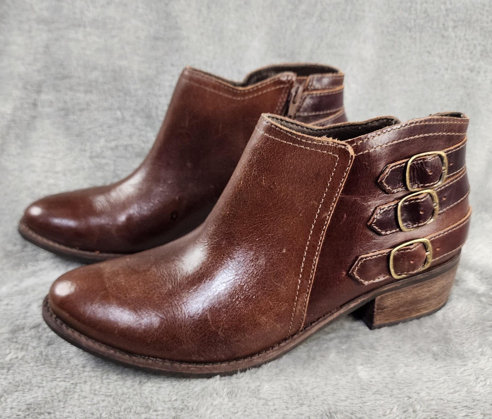 Matisse Boots Womens Size 8.5 Brown Leather Kate Ankle Booties Side Zip Buckle