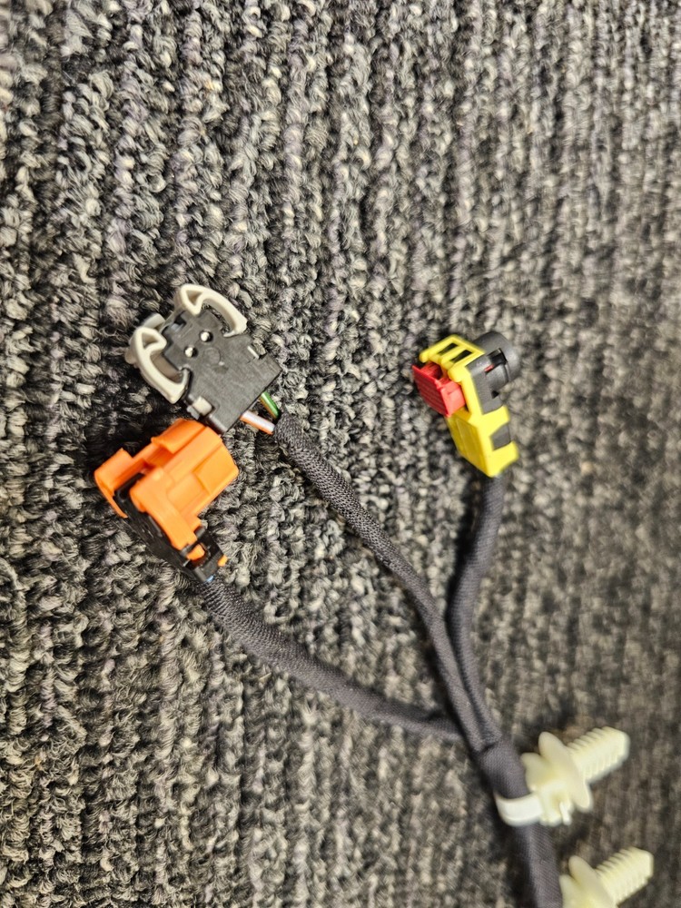 639862700C Leadwire Harness Jumper Plug