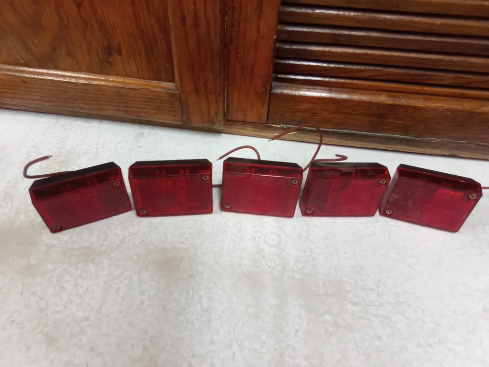 Pm114 Red 2.75 Stud Mount Clearance Side Marker Light New No Box 1 Missing Nut 5