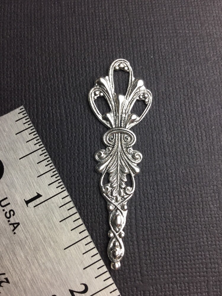 13184            Matte Silver Oxidized Victorian Ornament Jewelry Finding