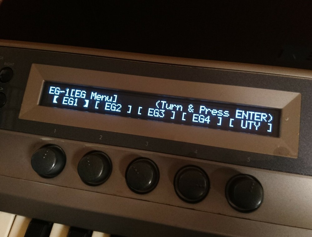 Korg Prophecy LUX Custom (Super Enhanced Black) PMVA LED Display !