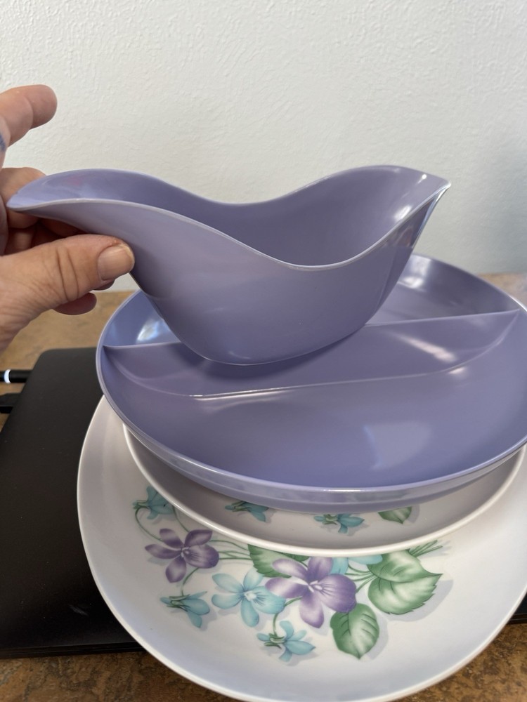 Melmac Raylon Lilac 4 Pc Set