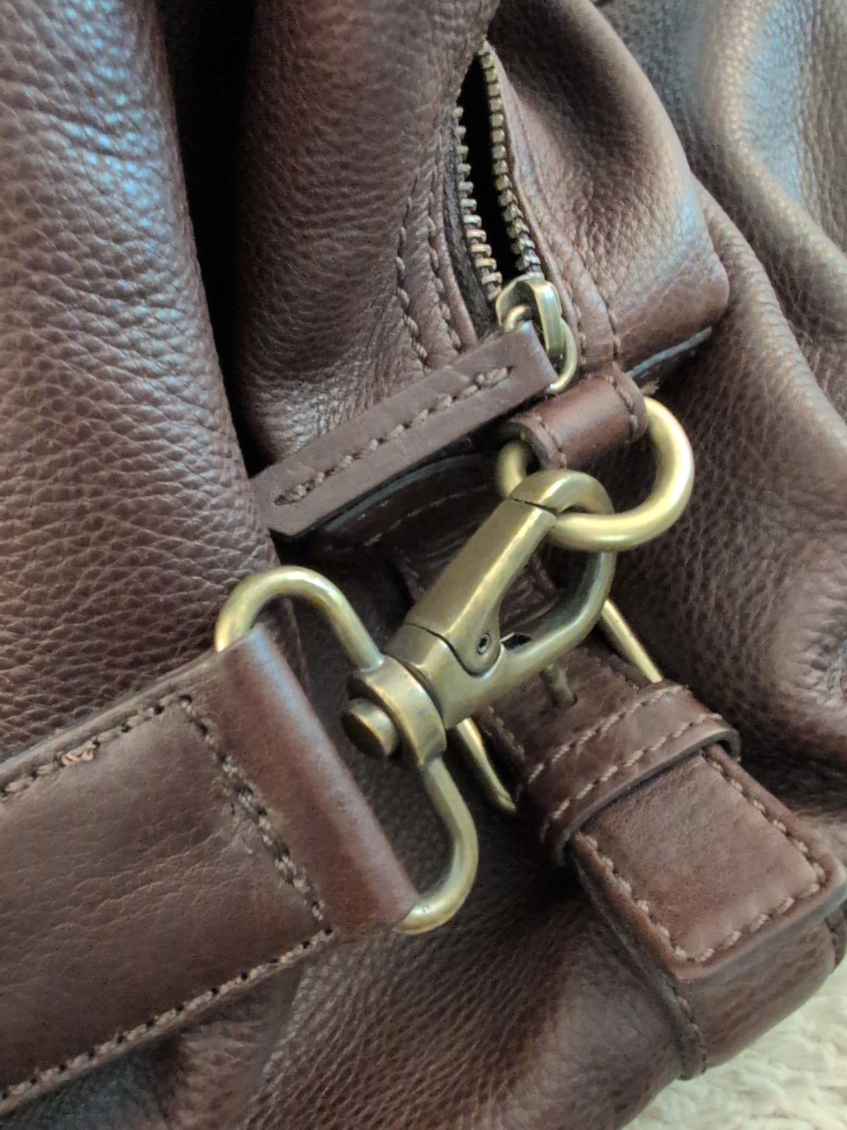 Fossil Mens Duffle Bag Brown Leather Travel Shoulder Business