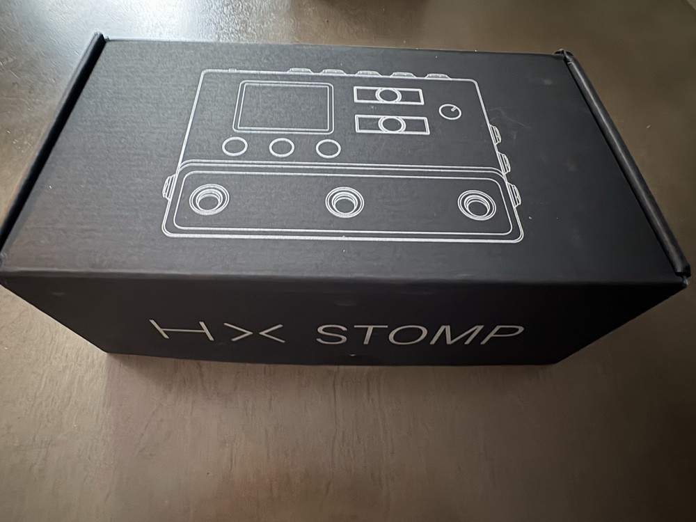 Line 6 HX Stomp Guitar Multieffects Floor Processor- Pristine In Box