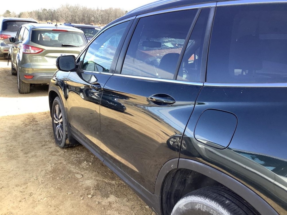 PILOT 2016 Glove Box 4964853