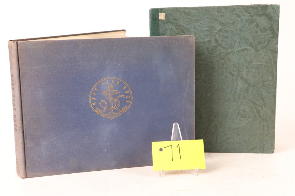 WW2 USN Year Book Group/71