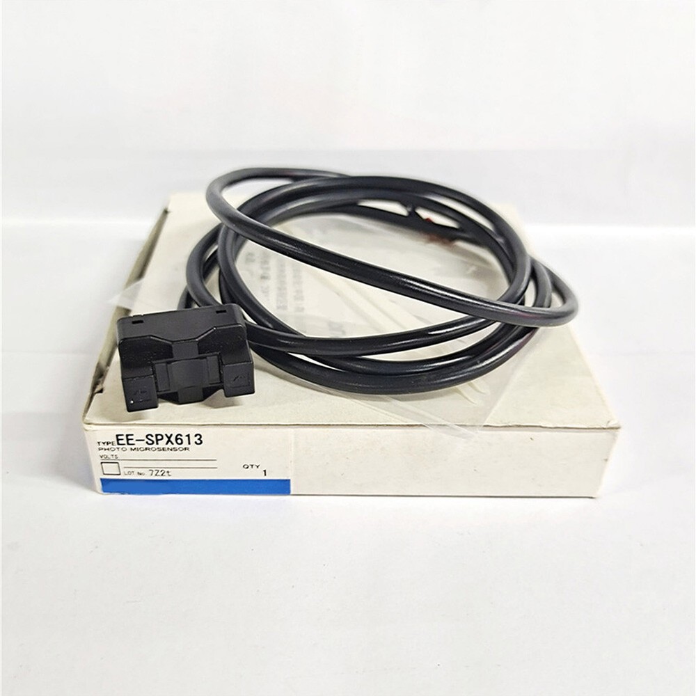 1PC EE-SPX613 For Liquid Level Sensor