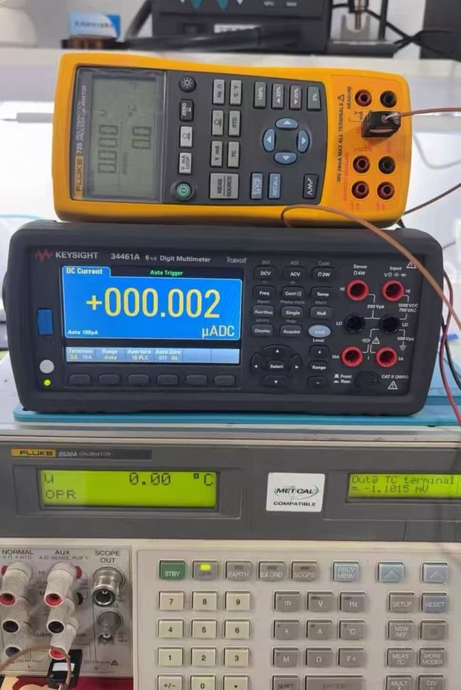 Fluke 725 Multifunction Process Calibrator CALIBRATED !