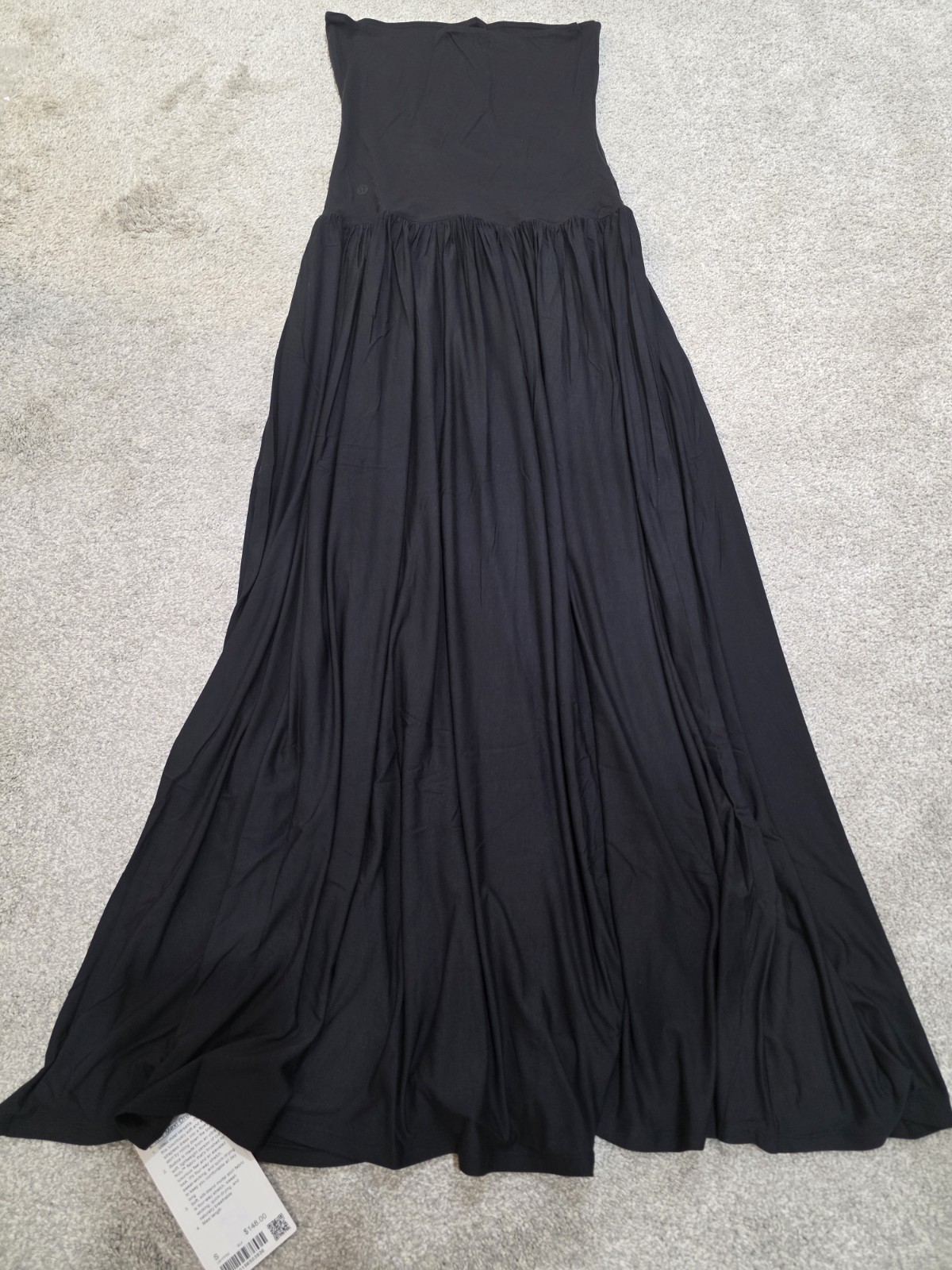 Lululemon  2-in-1 Maxi Dress Size S Color Black