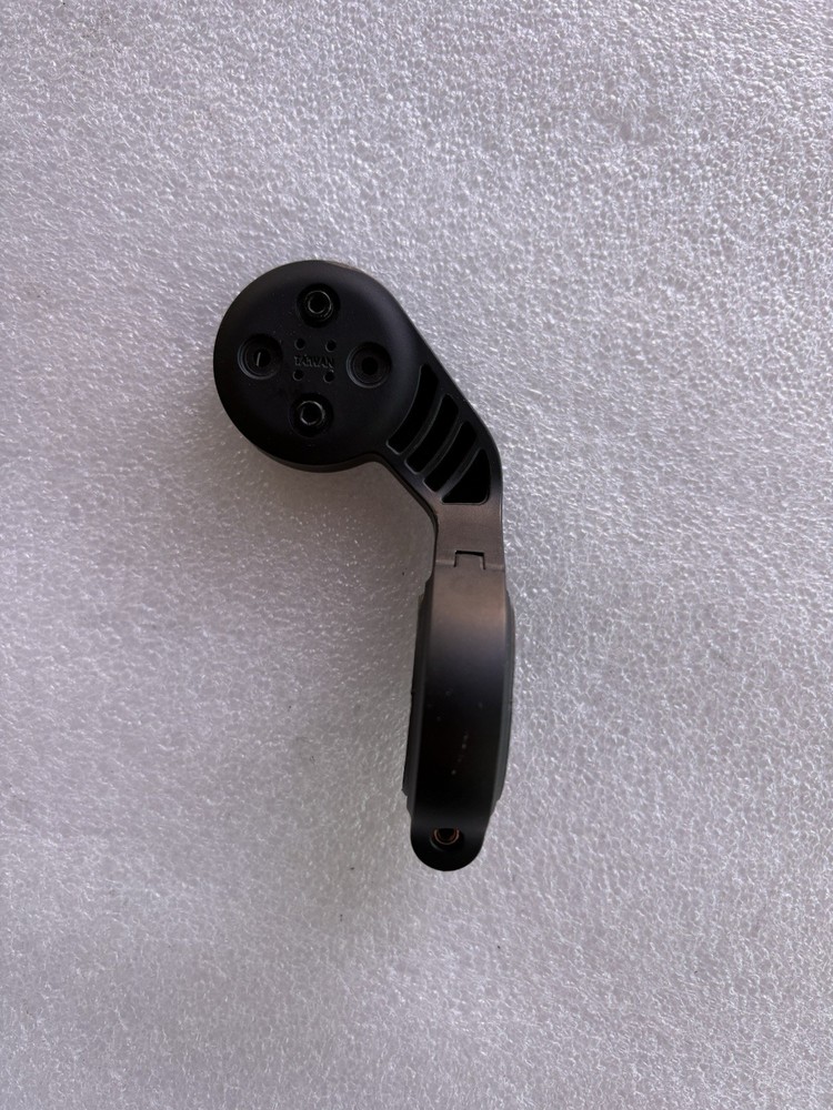 Original Garmin Computer Bicycle Mount 31.8mm.