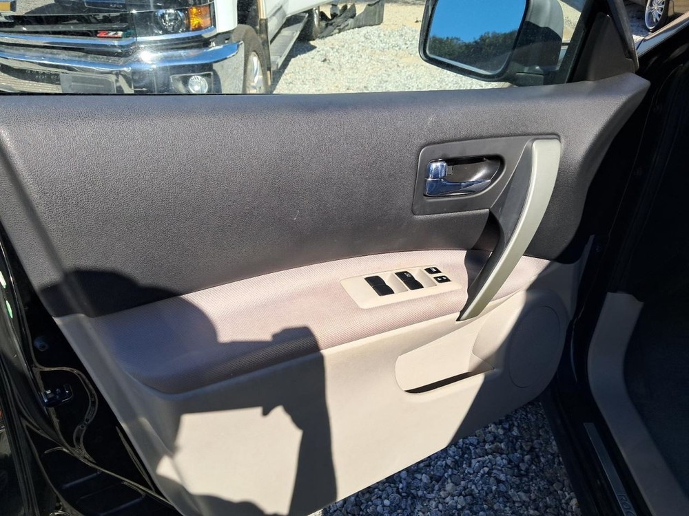 ROGUE 2012 Glove Box 4841494