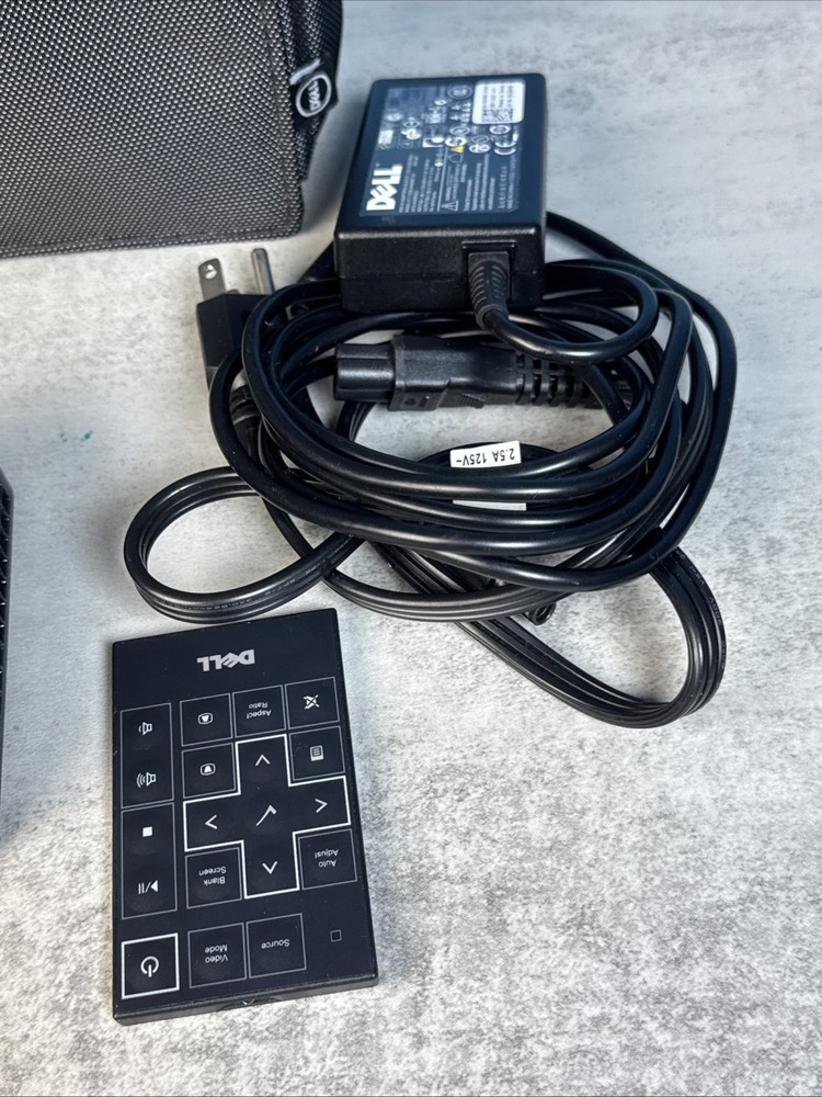 Dell M110 Projector (F)