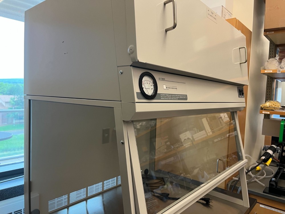 FisherBrand PCR Workstation