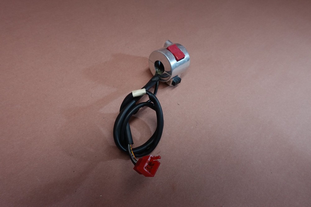2003-2008 Honda VTX1300 Right Handlebar Stop Start Kill Switch