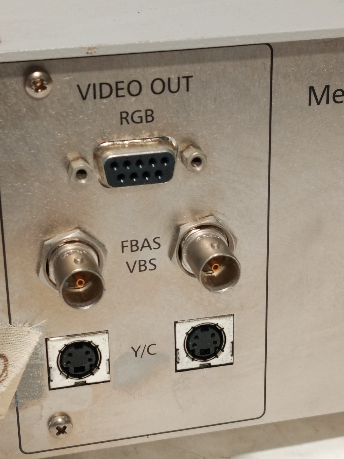 Carl Zeiss MediLive 3 CCD Mono NTSC Camera Control Unit MNR 1030-466 as shown