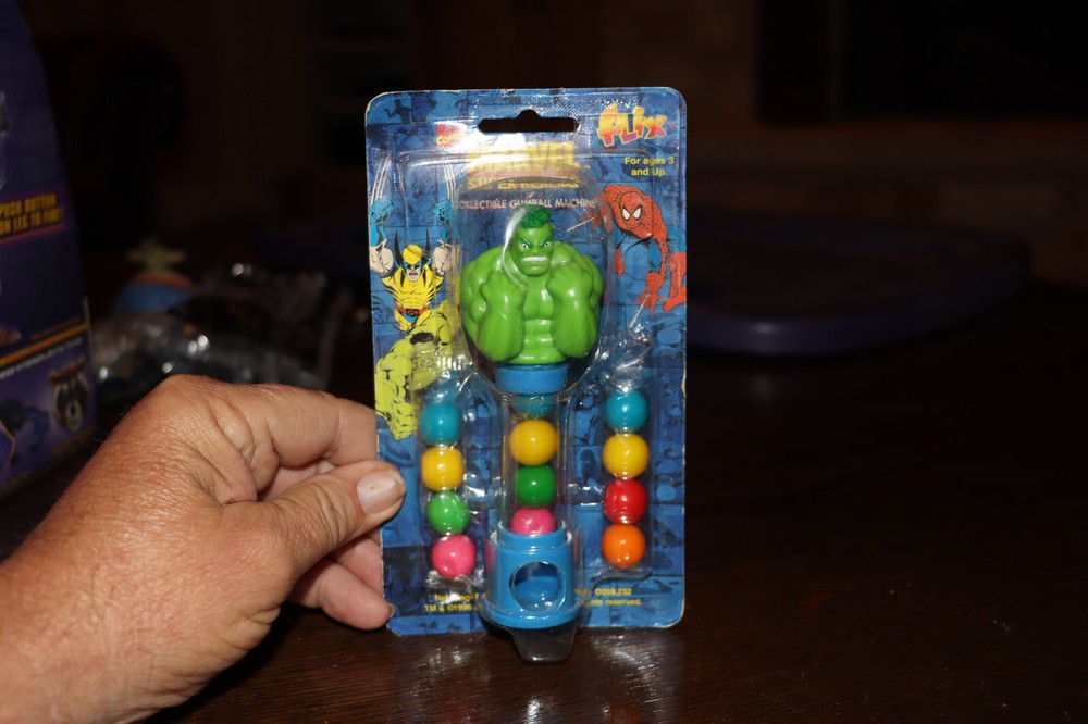 MARVEL SUPER HEROES GUMBALL Spiderman