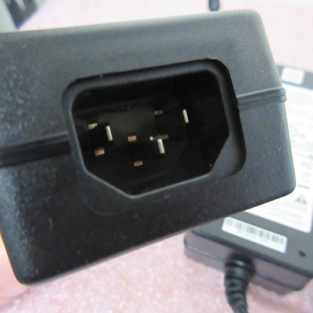 XP POWER AEL40US30 POWER SUPPLY