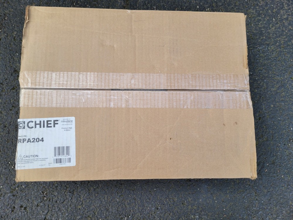 Chief Universal RPA Interface Projector Bracket RPA204 - New