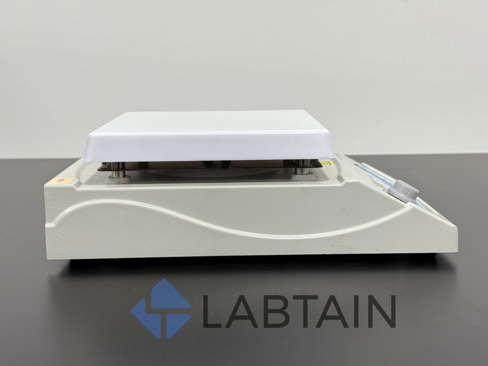 Benchmark Scientific Digital Hotplate H3770-H