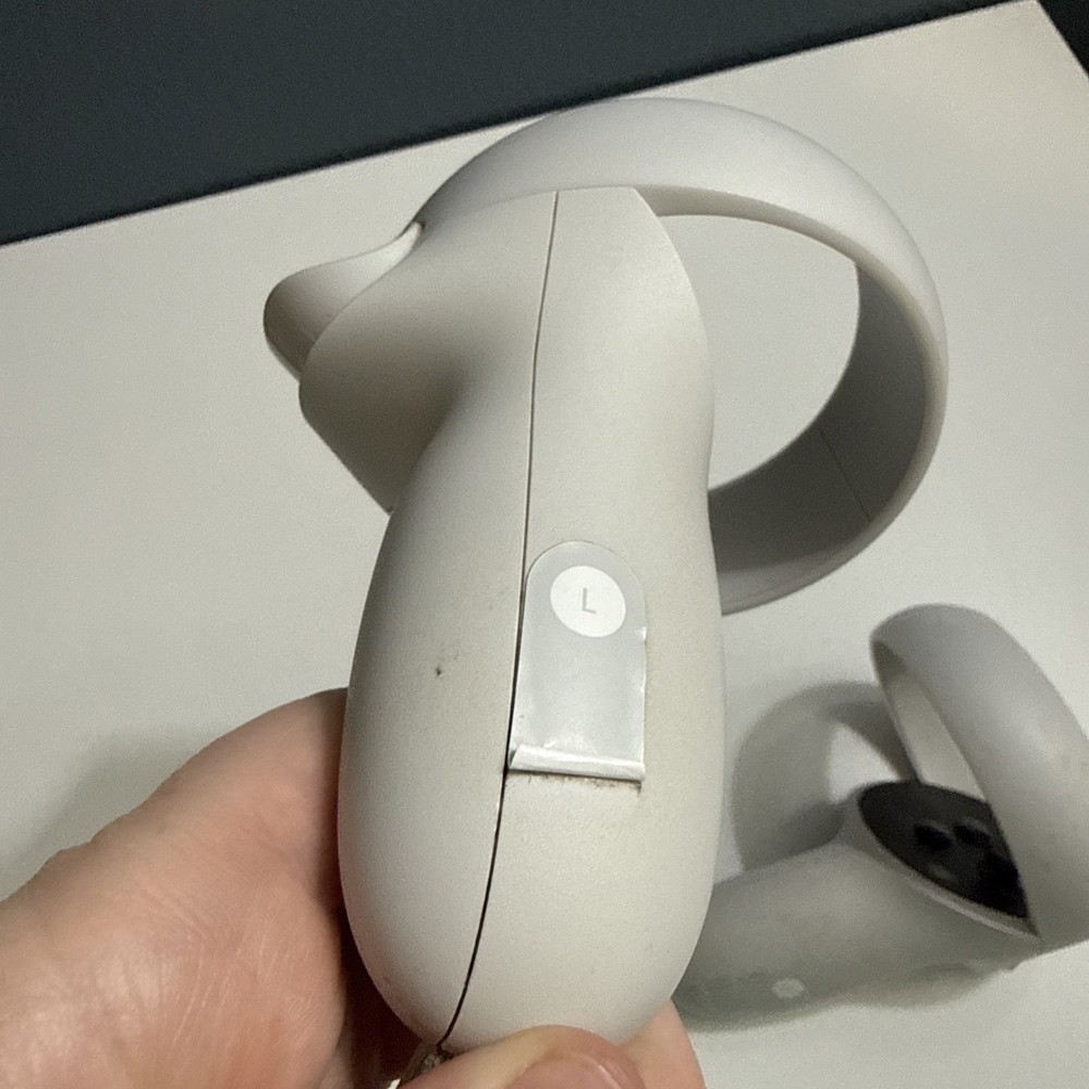 Meta Oculus Quest 2 Left & Right Controllers JD96CX White For Parts Untested