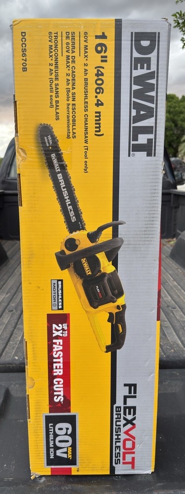 Dewalt DCCS670B FLEXVOLT 60V MAX Cordless Chainsaw (Tool Only)