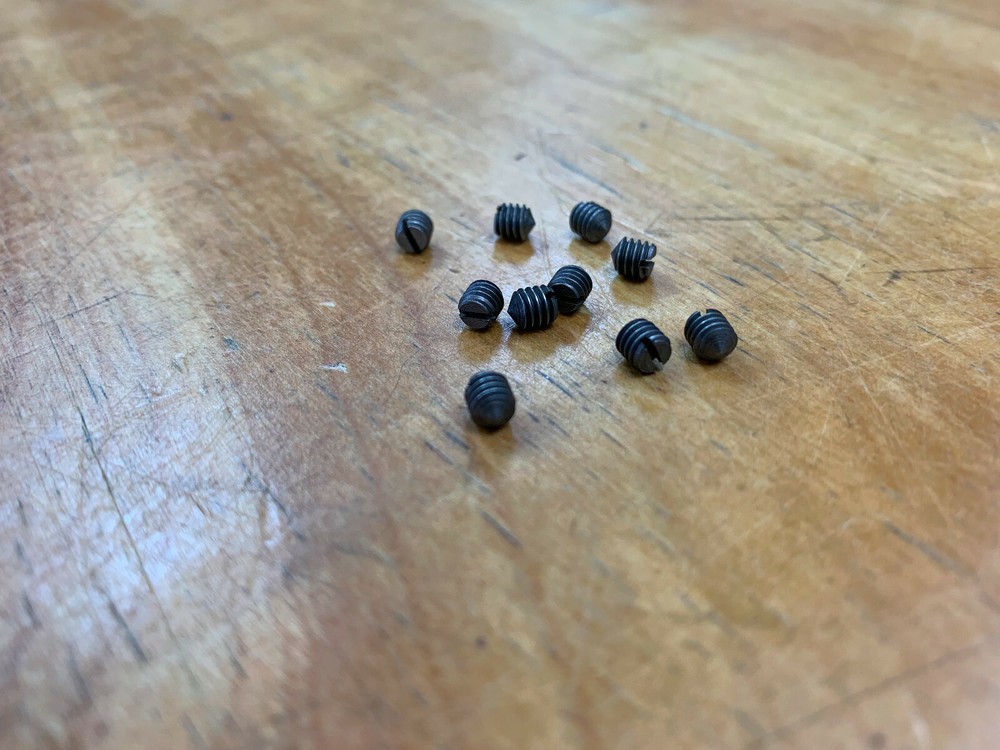 #10 Socket Shell Cap Set Screws , headless , lighting, lamp parts