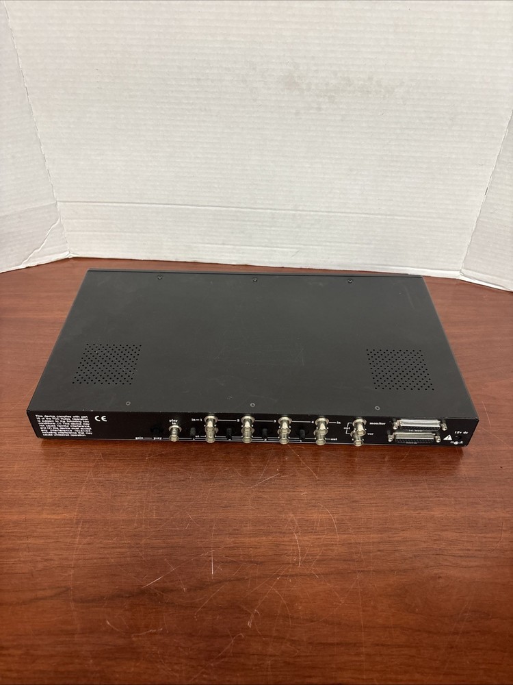 JAVELIN - JMMD4L - 4 Channel B/W Multiplexer ***Untested
