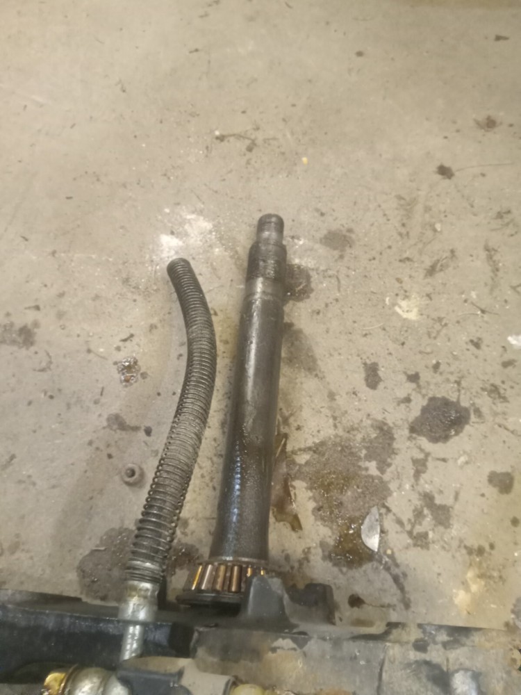 1981 suzuki gs850 triple tree stem